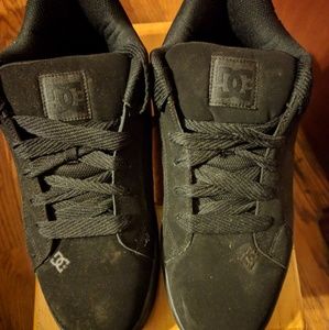DC Skate shoes